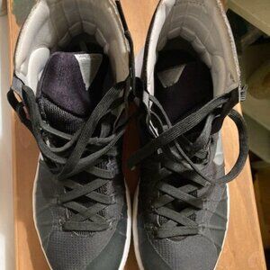 Nike men's size 8.5 athletic sneakers. Good to very good condition